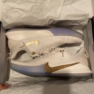 Nike Mamba Focus size 10